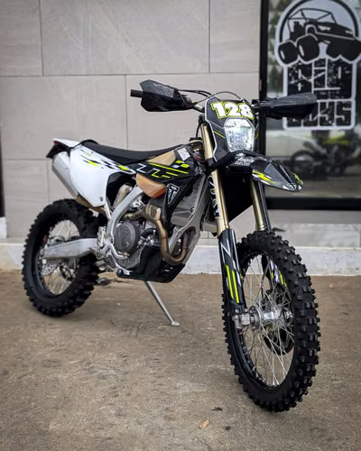 2025 Triumph TF 250 E - foto 1