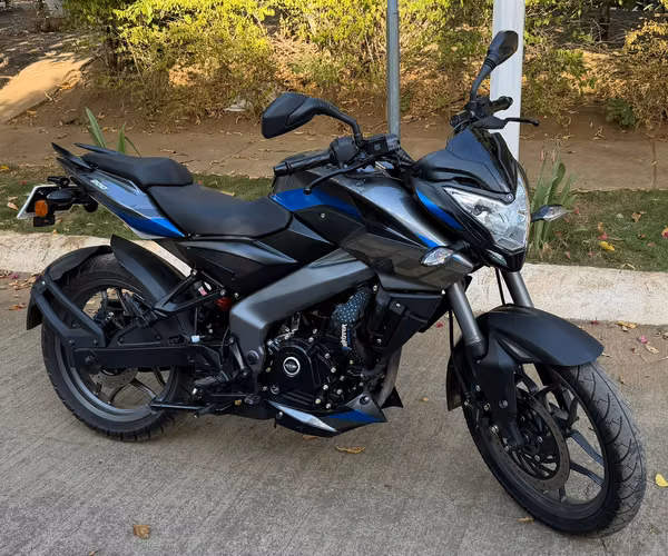 2025 Bajaj NS 200 UG - foto 1