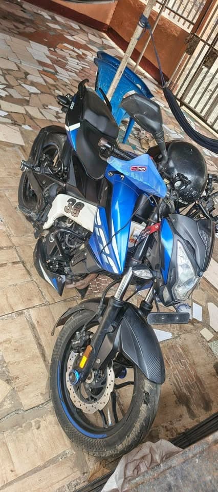 2023 Bajaj Pulsar NS - foto 1